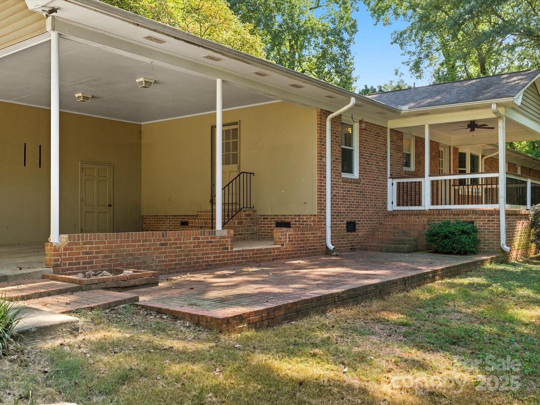 Kanawha Hill - Residential