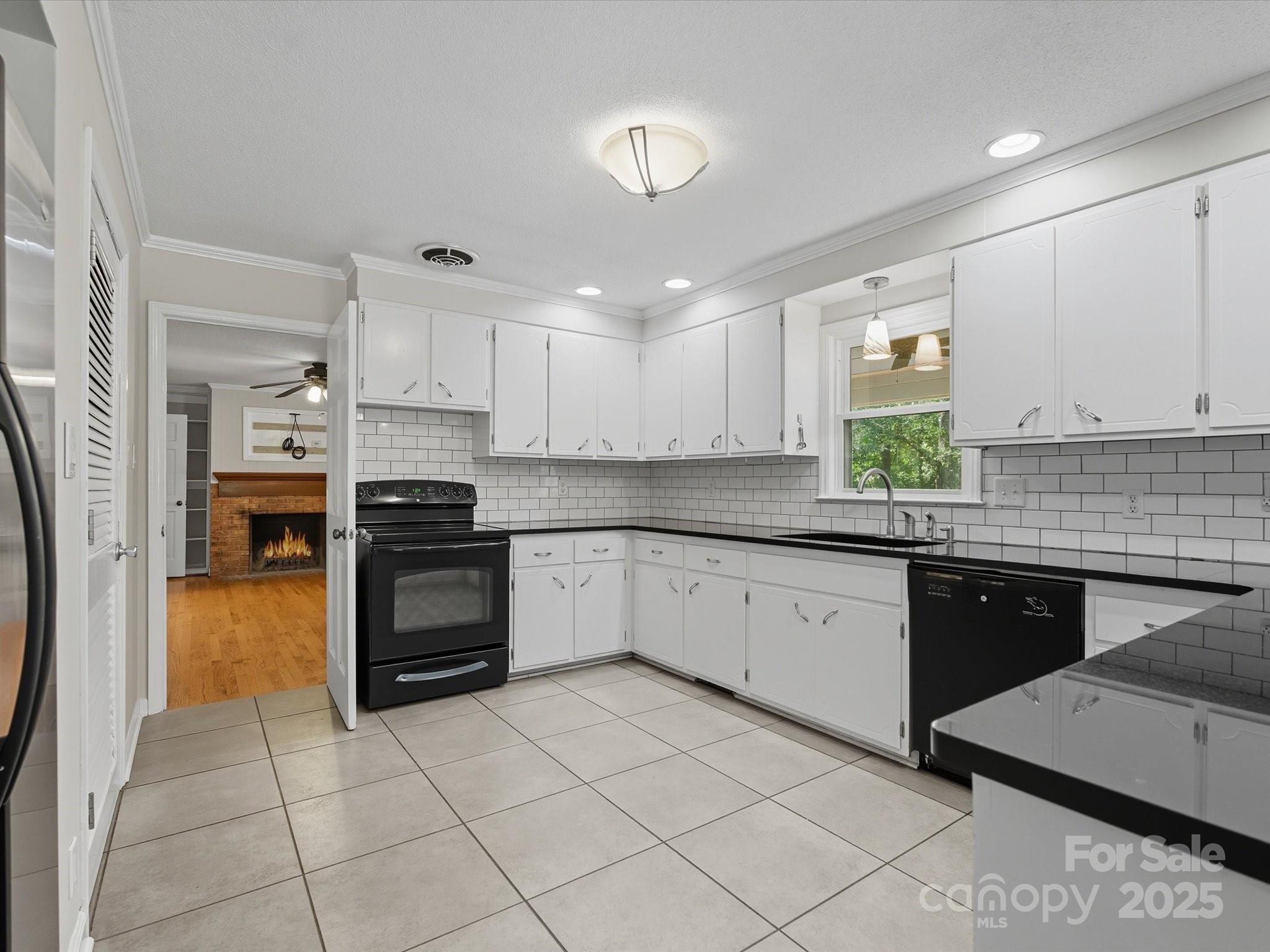 Kanawha Hill - Residential