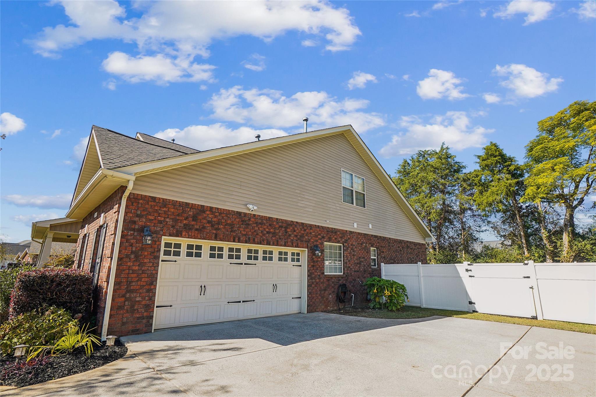 2943 Tallgrass Bluff