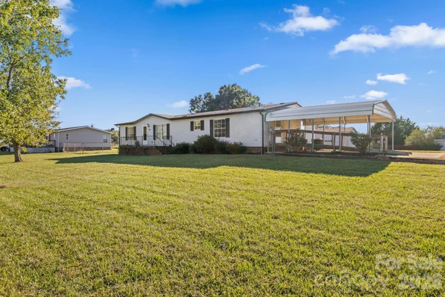 25 Lineside Drive, photo 3 of 16