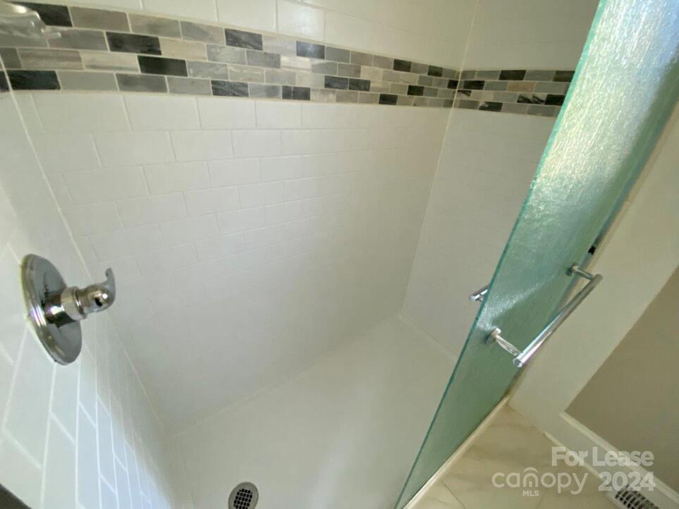 Myers Park - Residential Lease