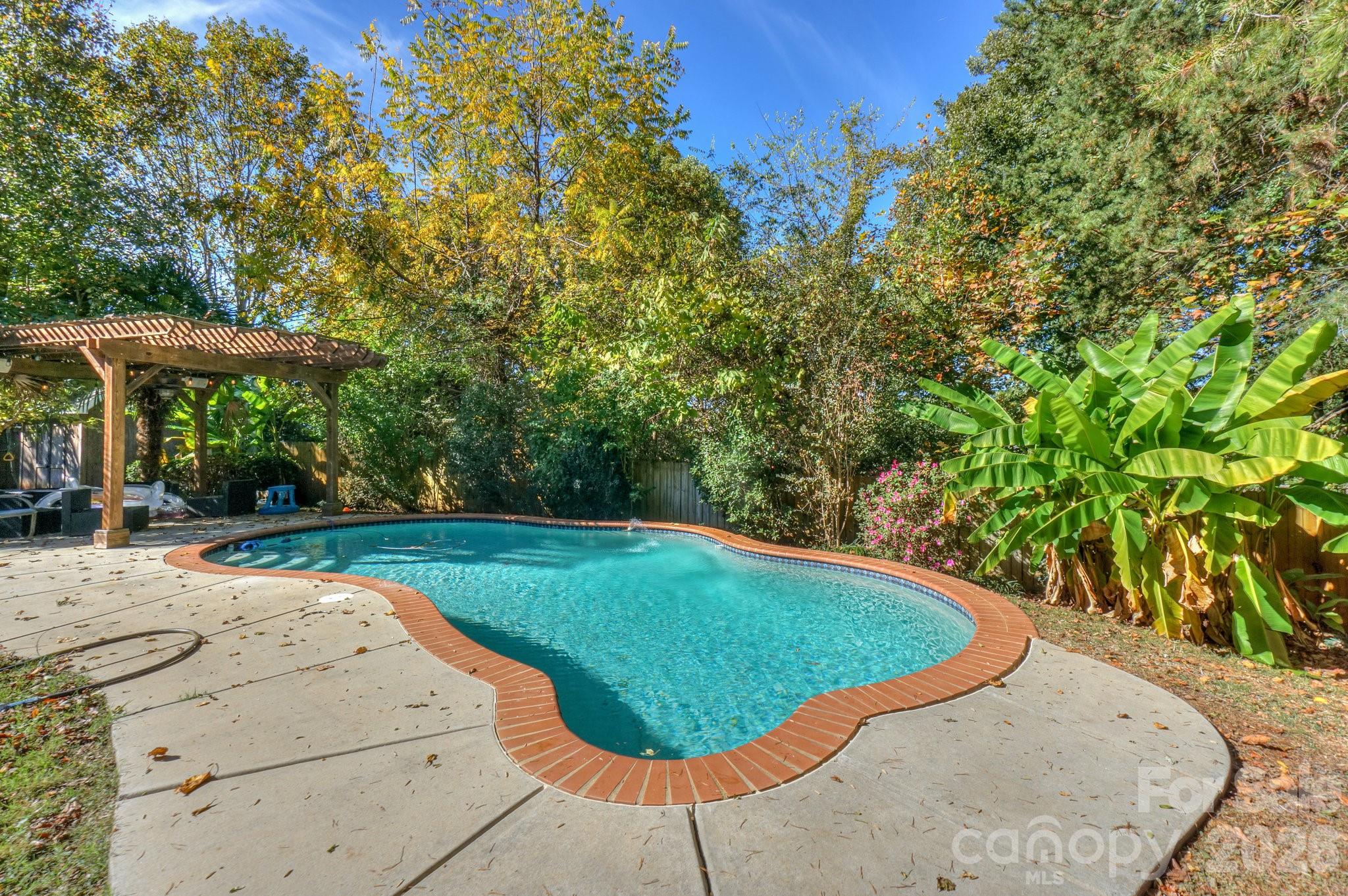 Mallard Head - Residential