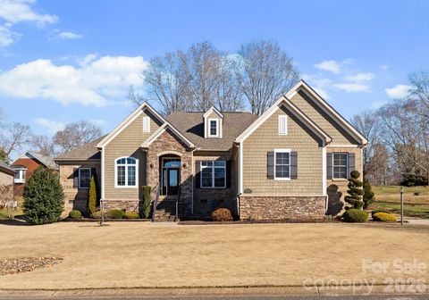 Photo of 110 Habersham Loop, Statesville, NC 28677 (MLS # 4333491)