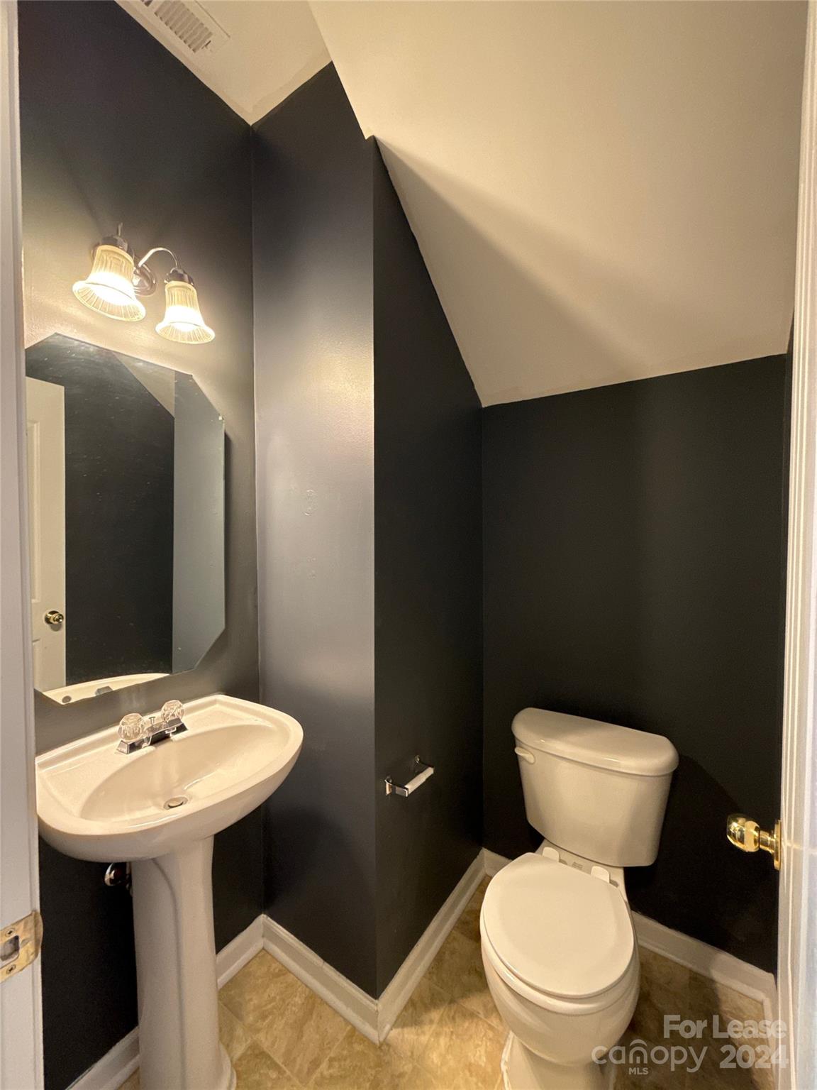 Southampton Commons - Residential Lease