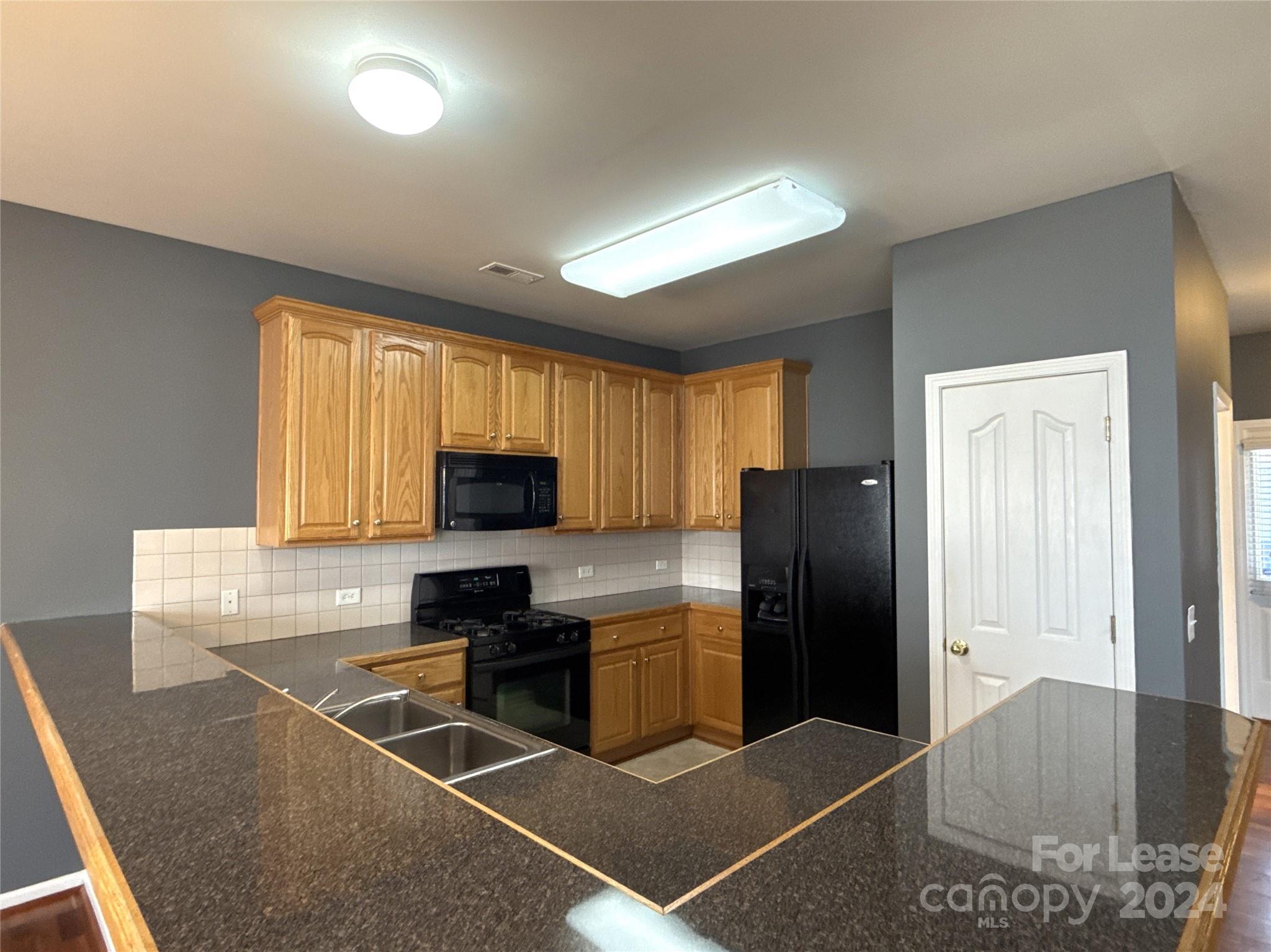 Southampton Commons - Residential Lease