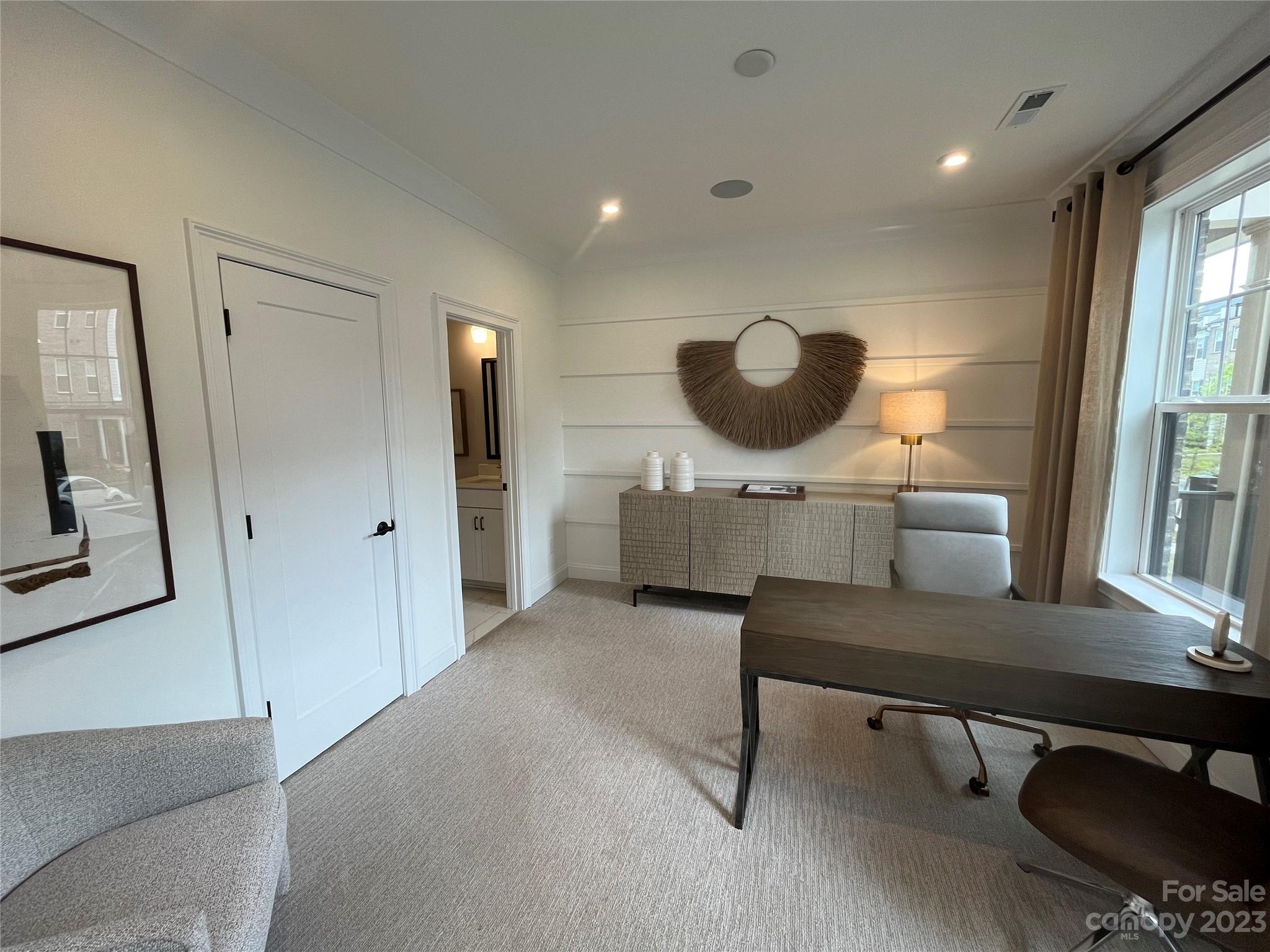 Elizabeth Glen - Residential