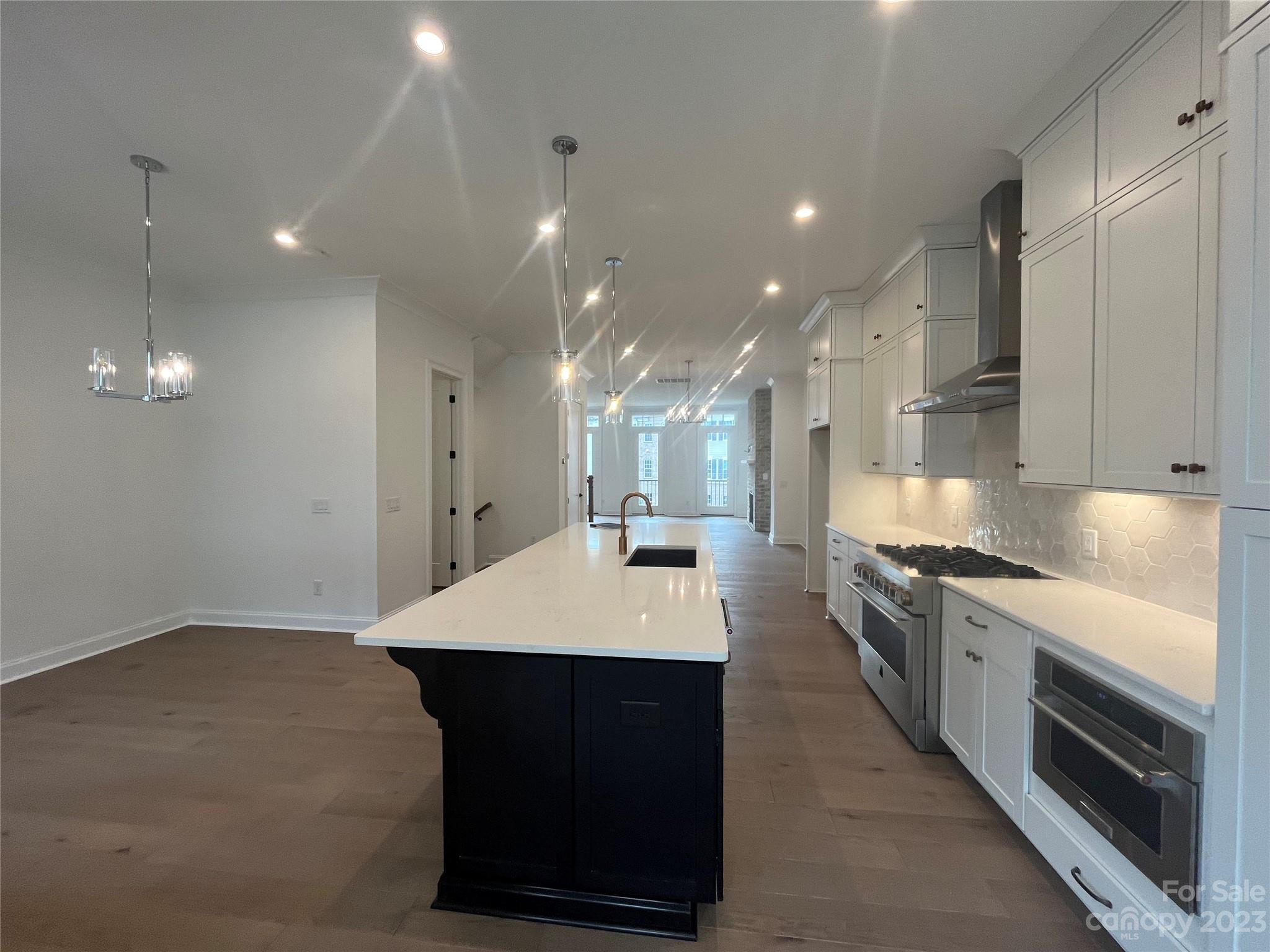 Elizabeth Glen - Residential