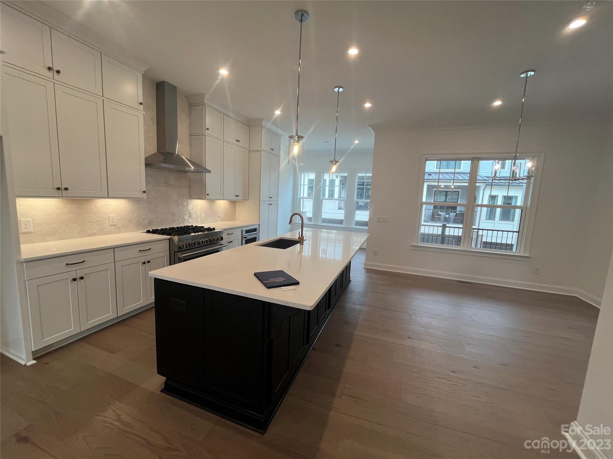 Elizabeth Glen - Residential