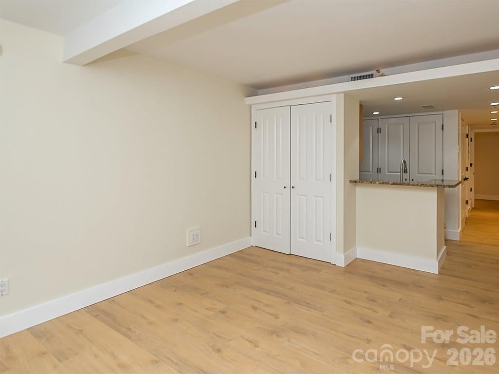 37 Hiawassee Street W103