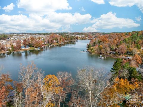 17909 Wilbanks Drive Charlotte NC 28278