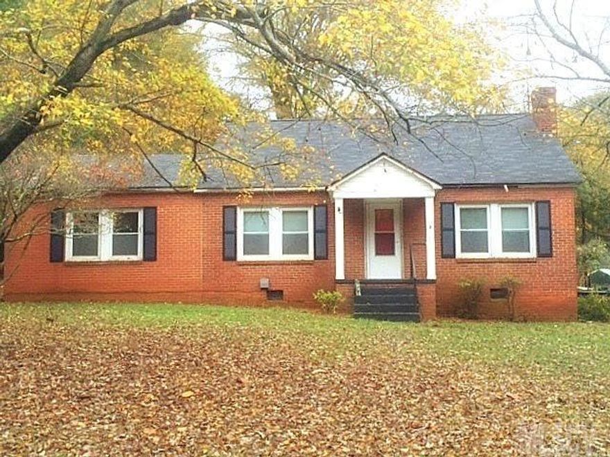 Brick 2 bedroom 2 full bath home conveniently located between Newton and Maiden on Hwy 321.  Huge living room for entertaining with hardwoods under carpet.  Plenty of cabinet and counter space in the over sized kitchen and dining area. Large rear yard and double carport compliment this home. Updated roof, central heat and air, replacement windows and vinyl trim (currently being completed) make this the perfect starter home.