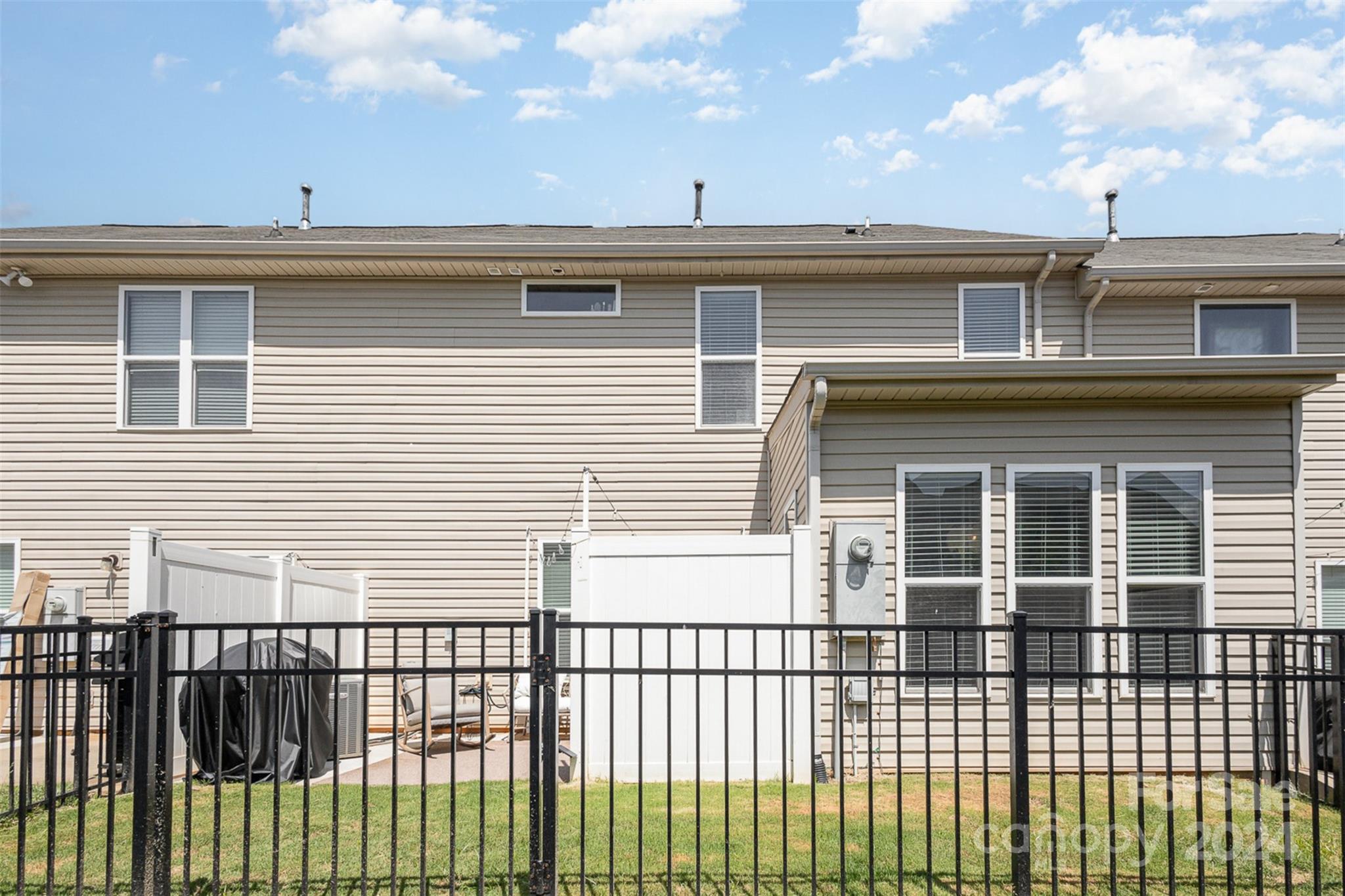 Park South Station - Residential