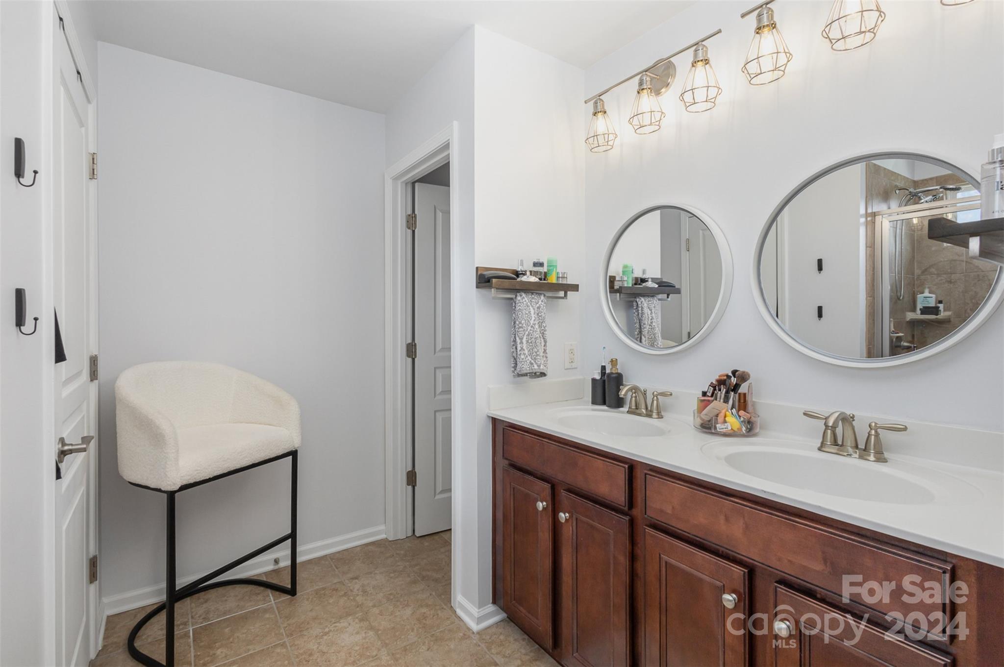 Park South Station - Residential