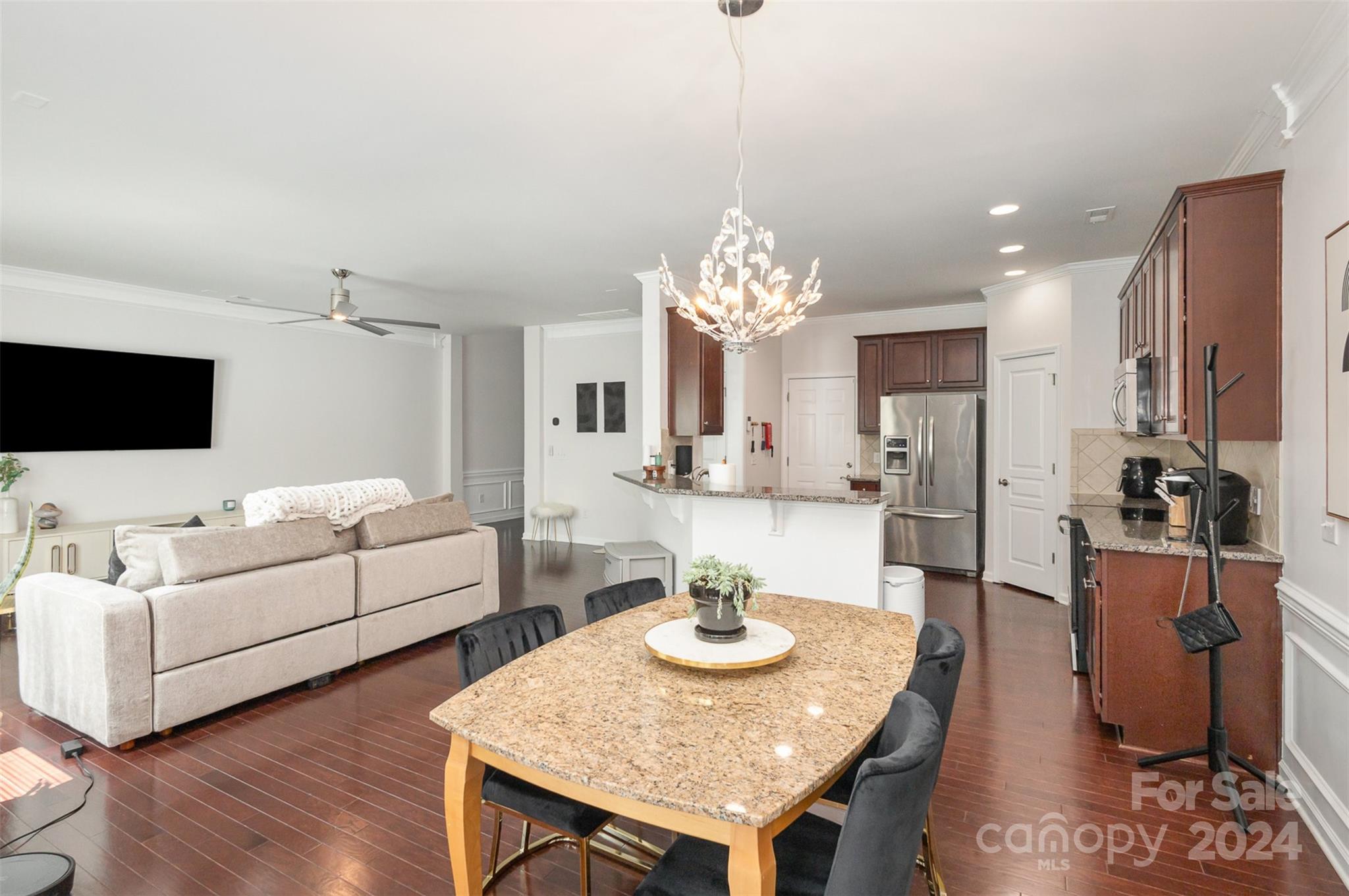 Park South Station - Residential