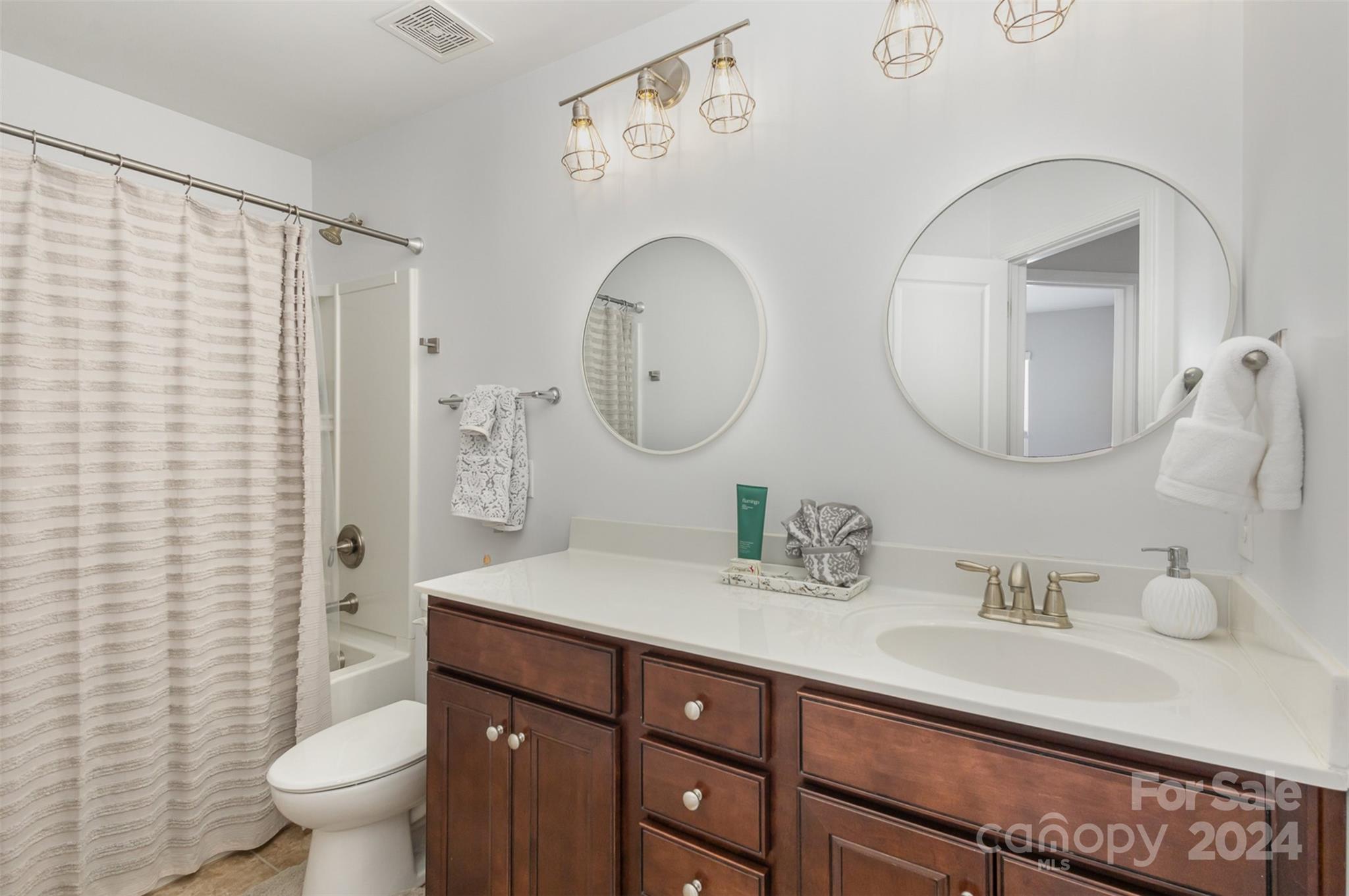 Park South Station - Residential