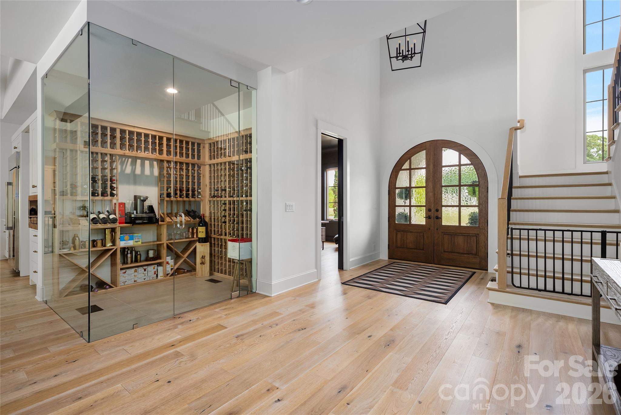 10201 Laurier Lane