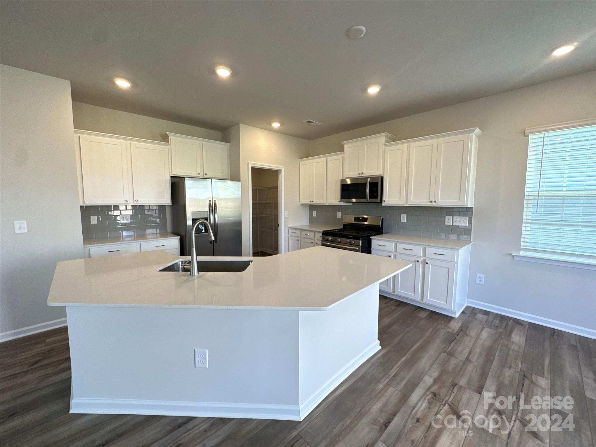 Elizabeth - Residential Lease