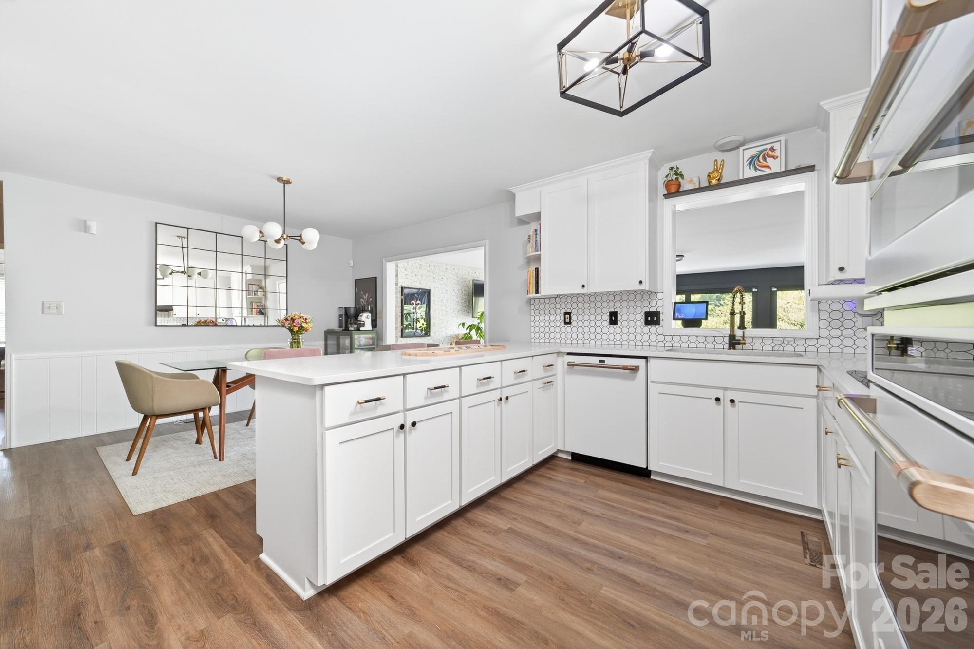 Beverly Woods - Residential