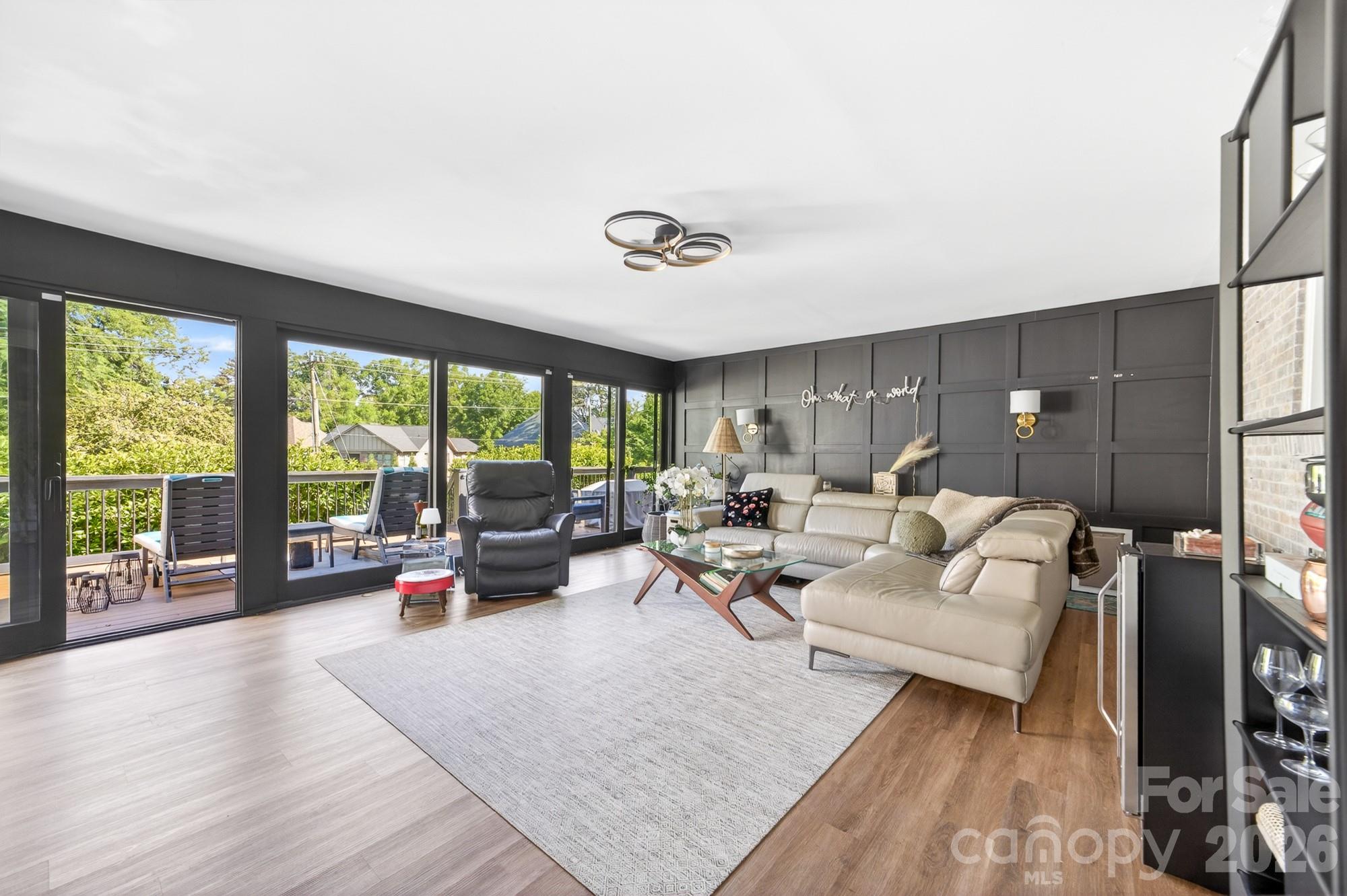 Beverly Woods - Residential