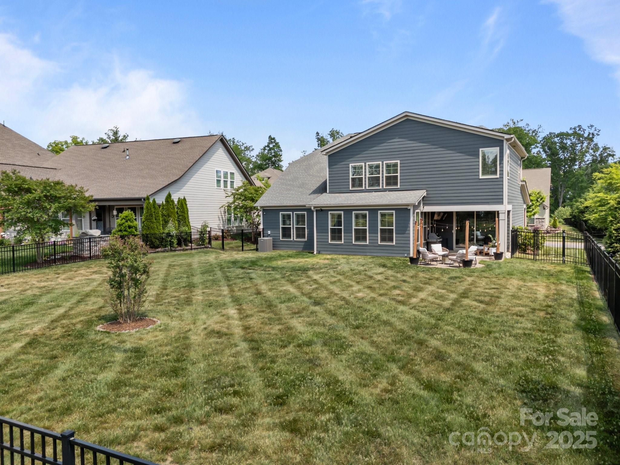 17513 Julees Walk Lane