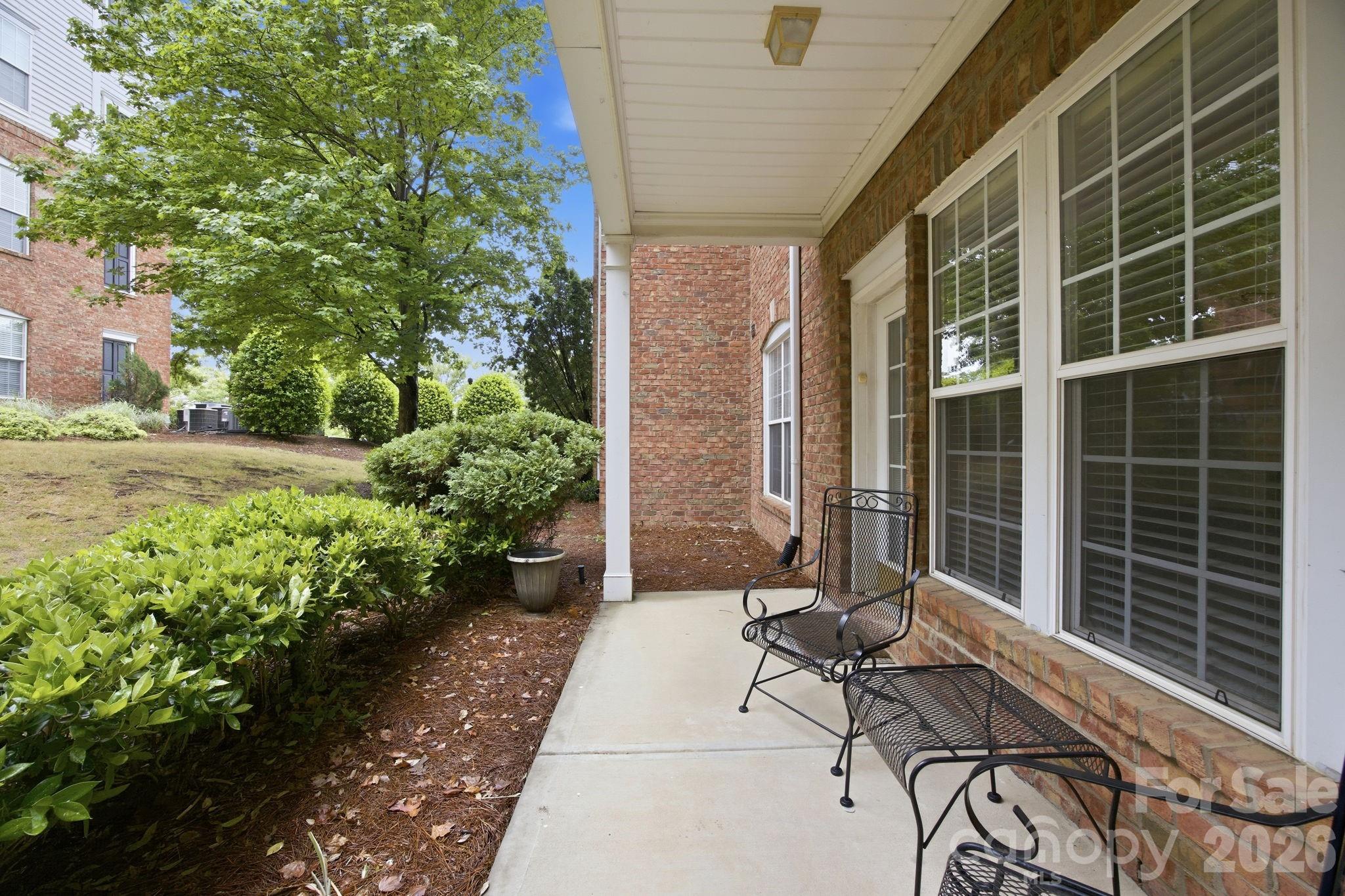 Belle Vista - Residential