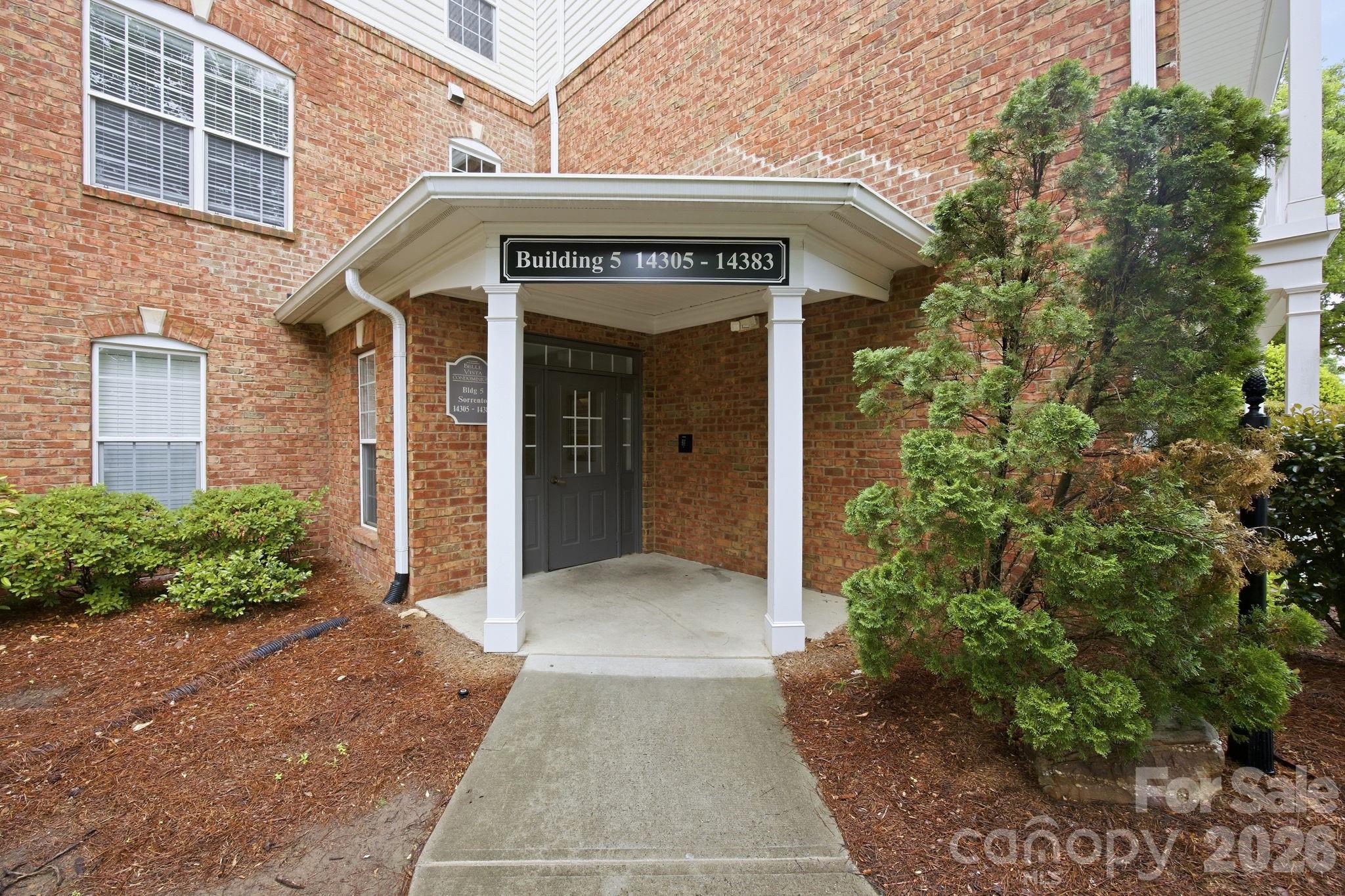 Belle Vista - Residential