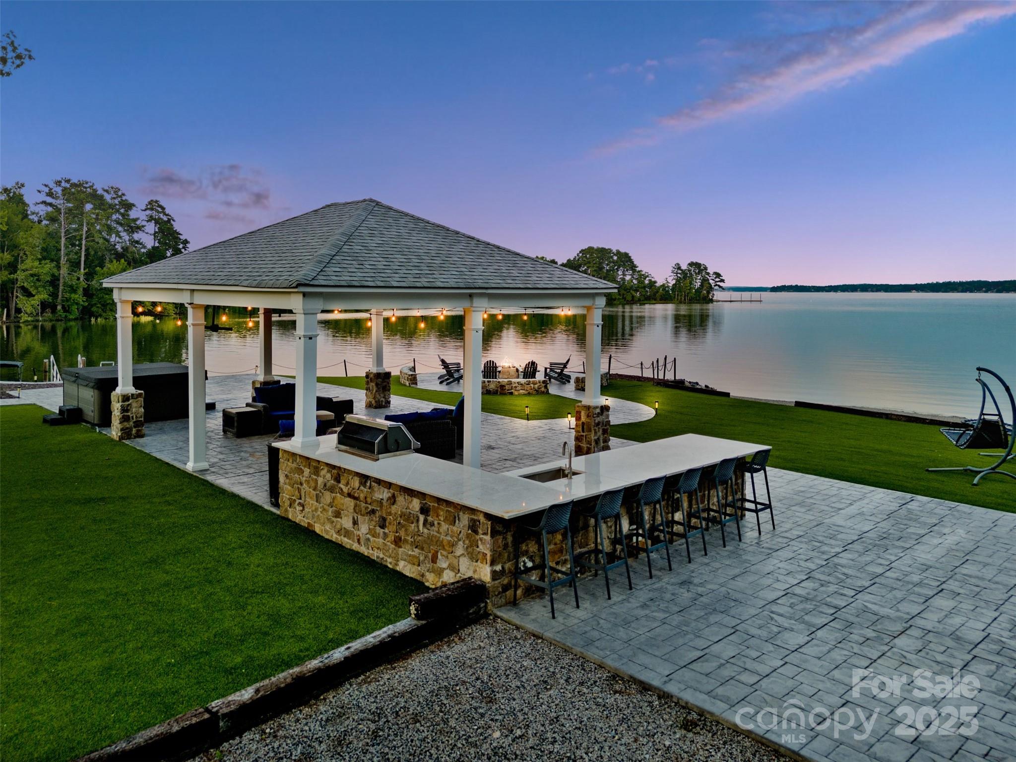 1075 Retreat Way