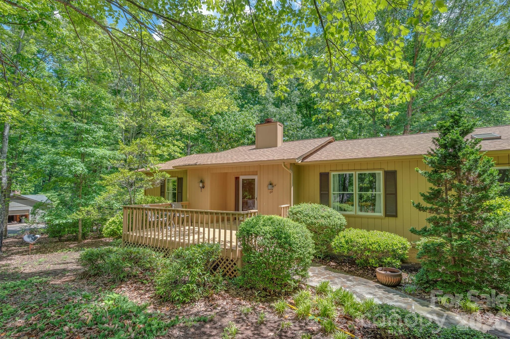 66 Oakwood Lane