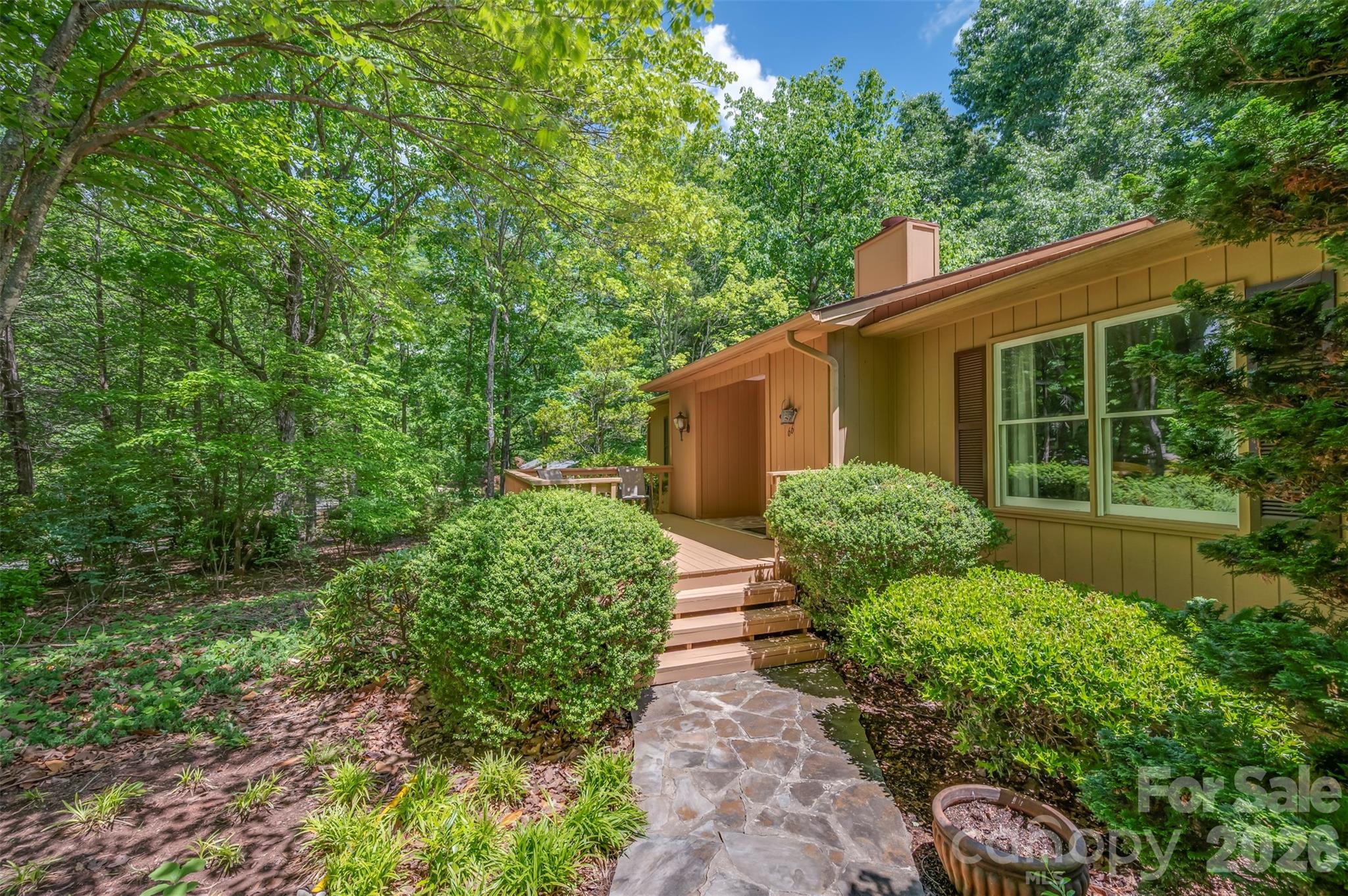 66 Oakwood Lane