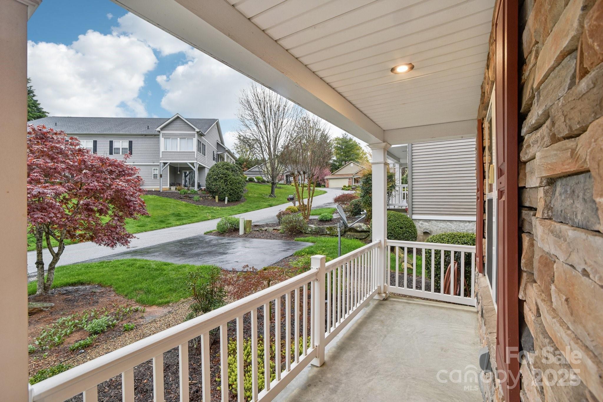 25 Coldwater Lane