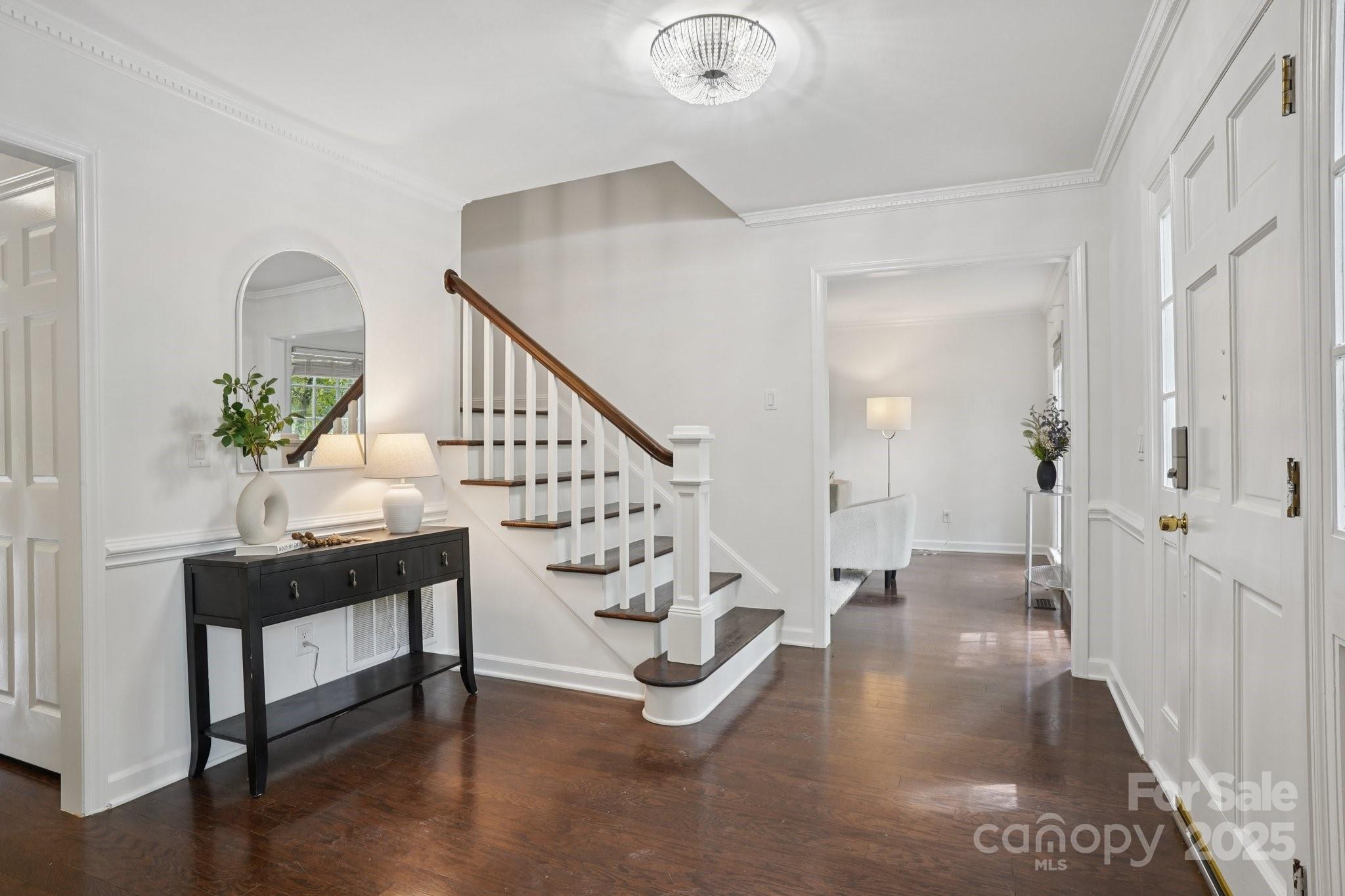 10016 Whitethorn Drive