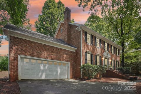 10016 Whitethorn Drive Charlotte NC 28277