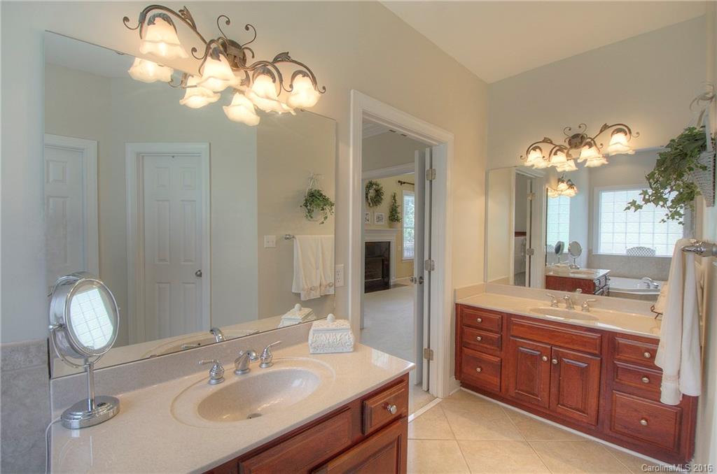 Mariners Bluff - Residential