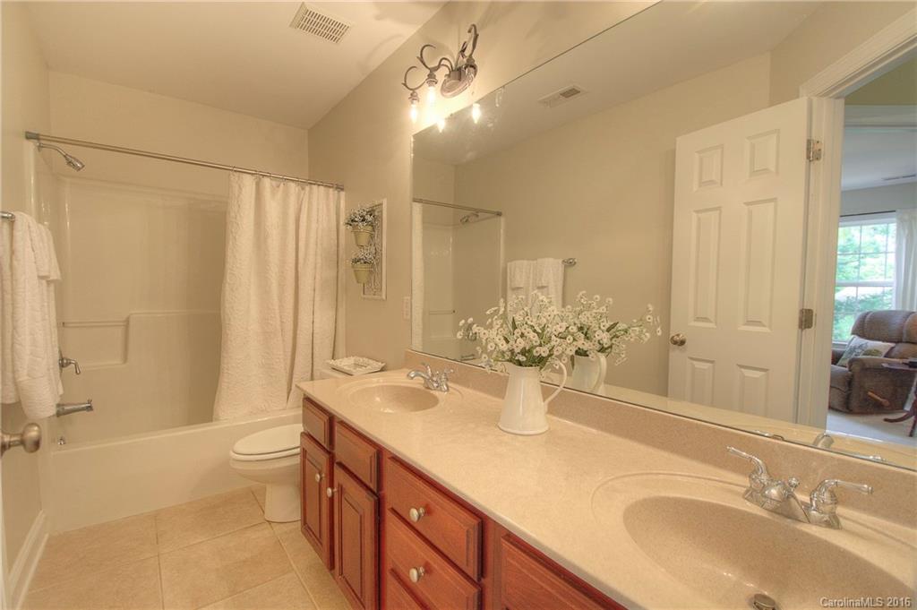 Mariners Bluff - Residential