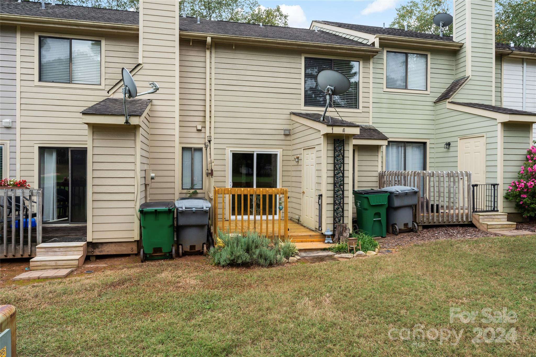 Raintree - Residential