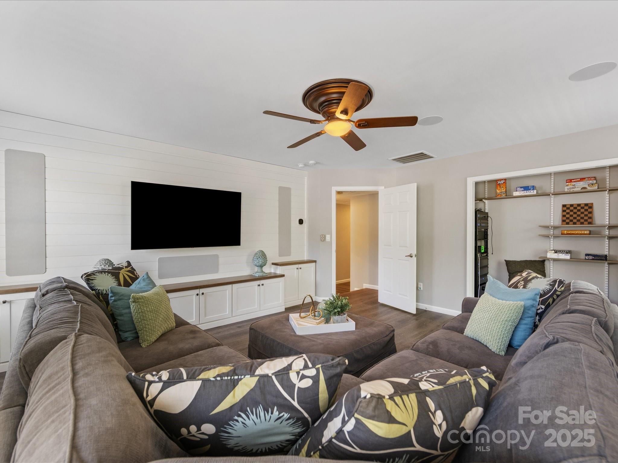 Pleasant Glen - Residential