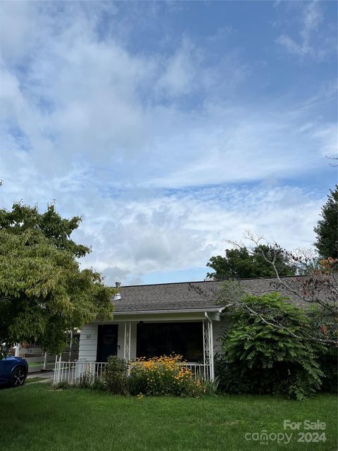 A home in Waynesville