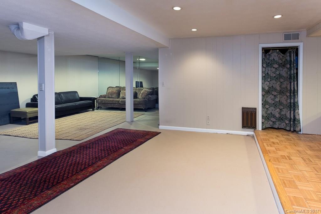 Town And Country Estates - Residential