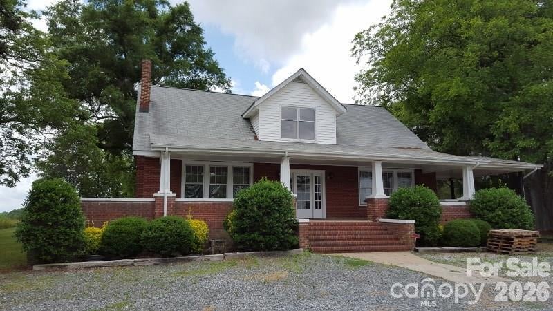 1862 E Landis Highway