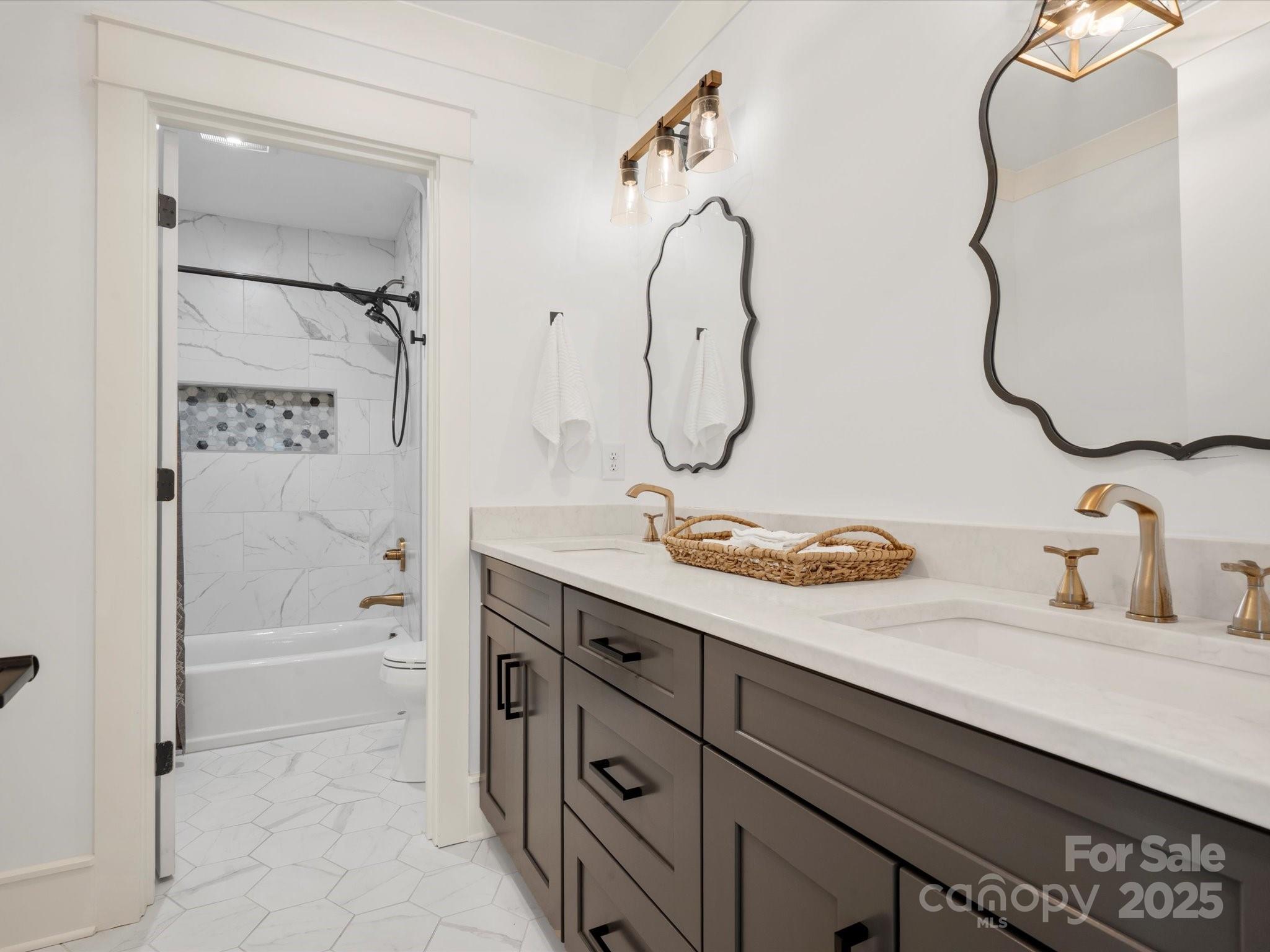 Olde Poplar - Residential