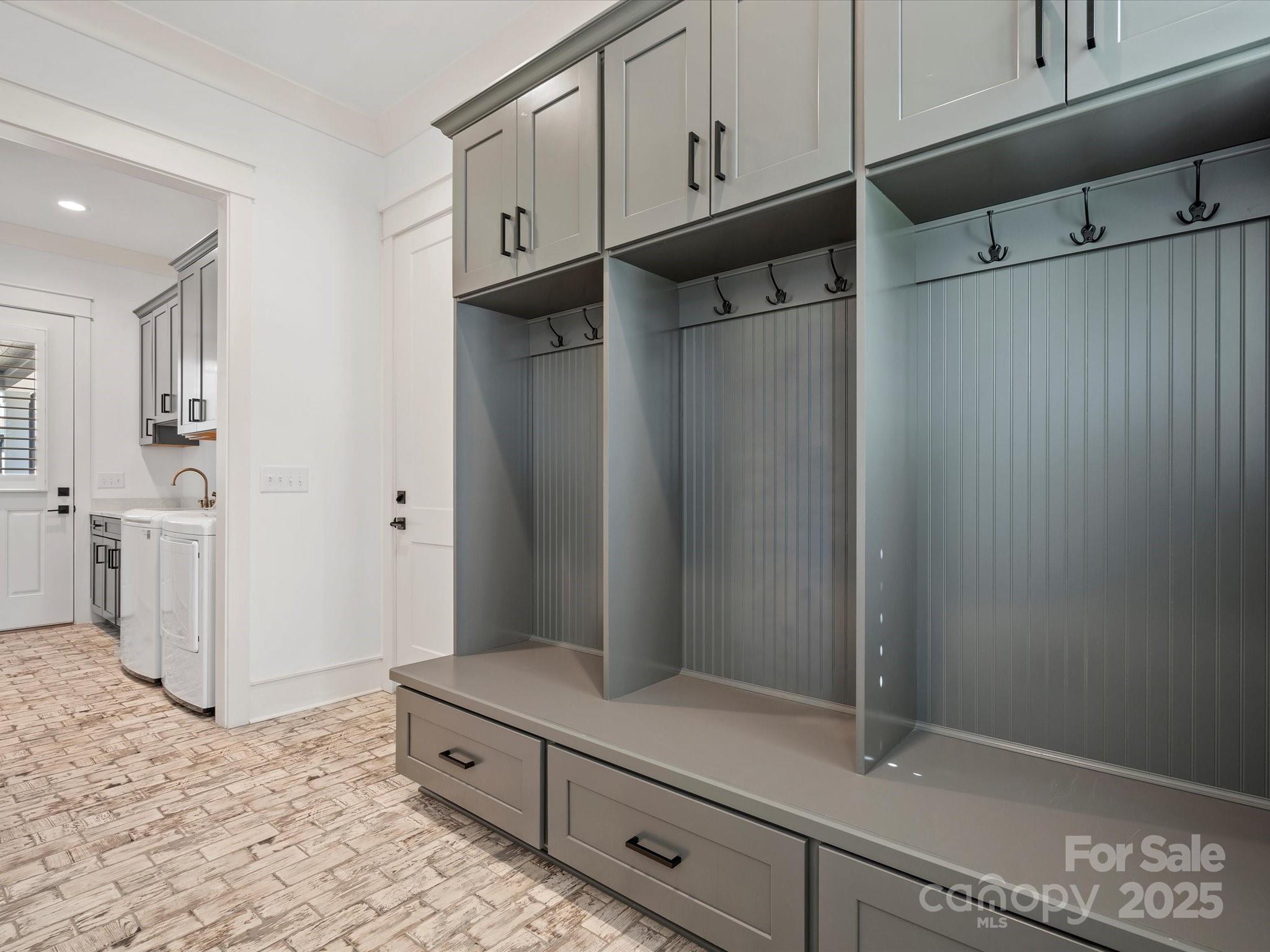 Olde Poplar - Residential