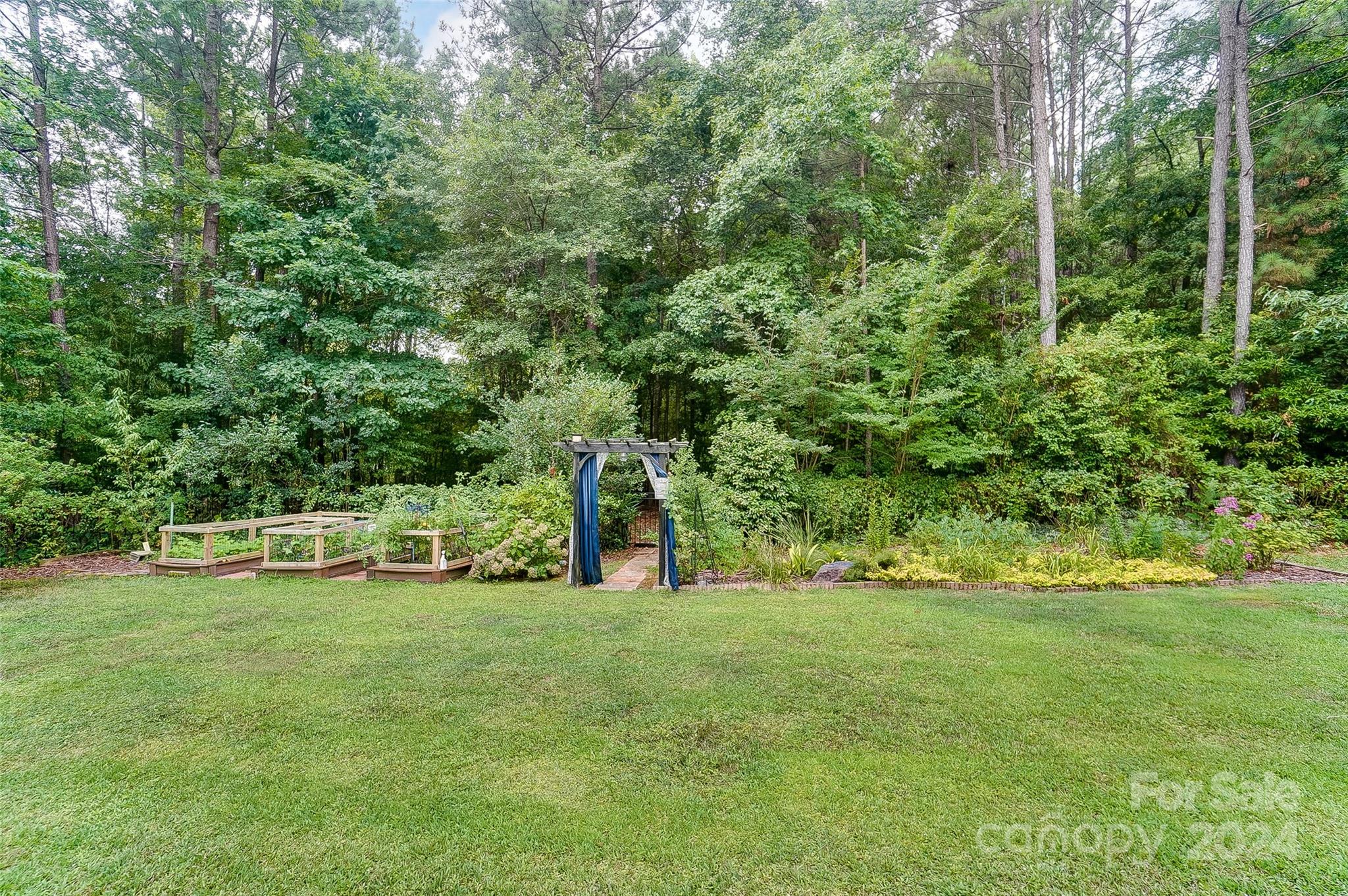 Carolina Coves - Residential