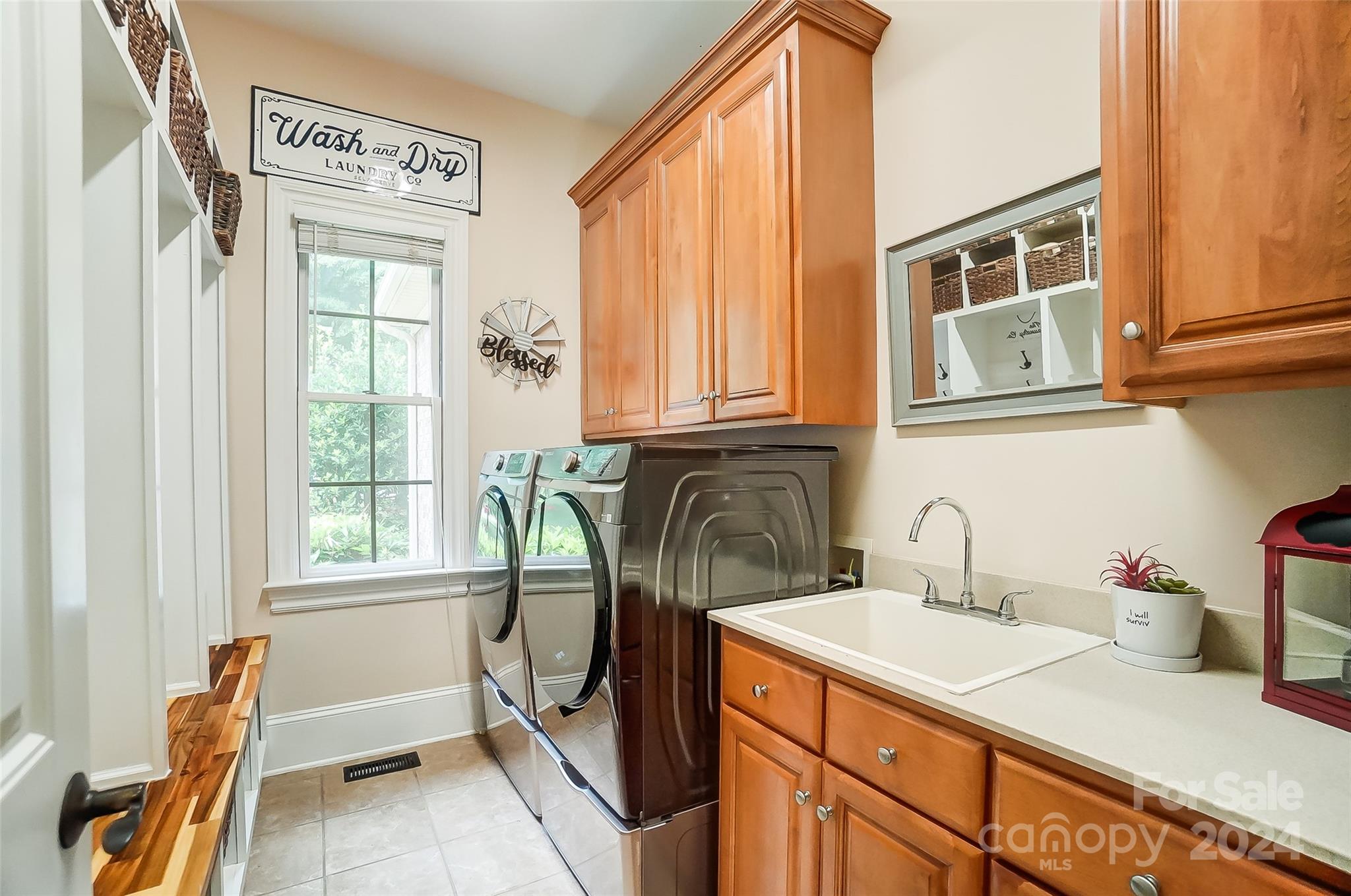 Carolina Coves - Residential