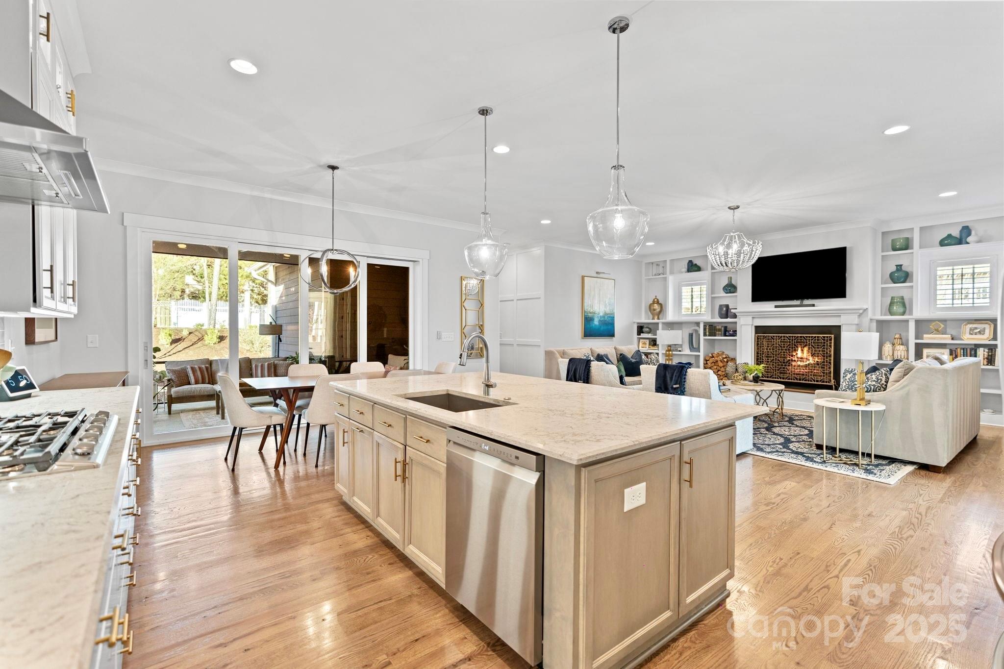 Davidson Hall - Residential