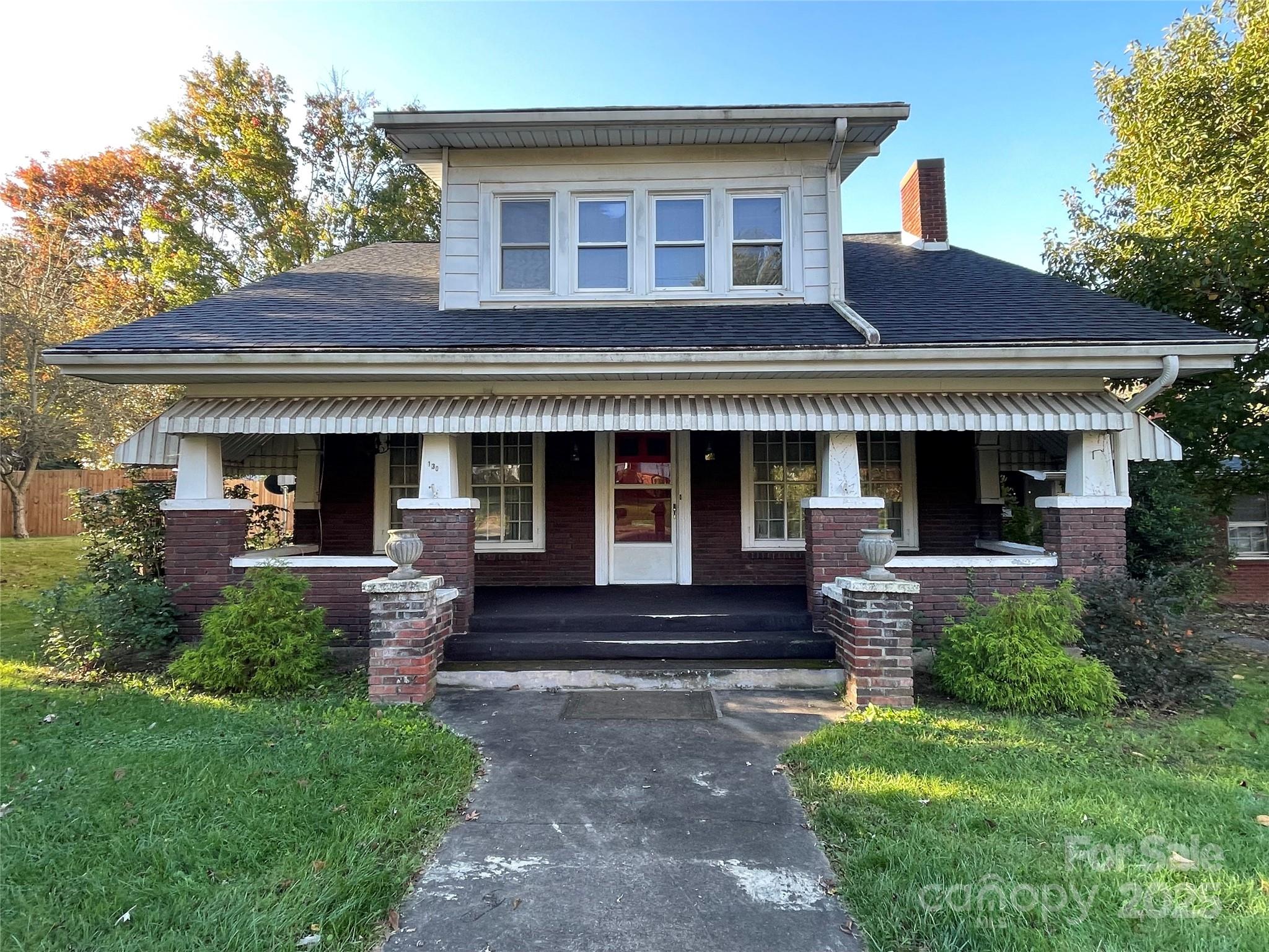 318 Academy Street