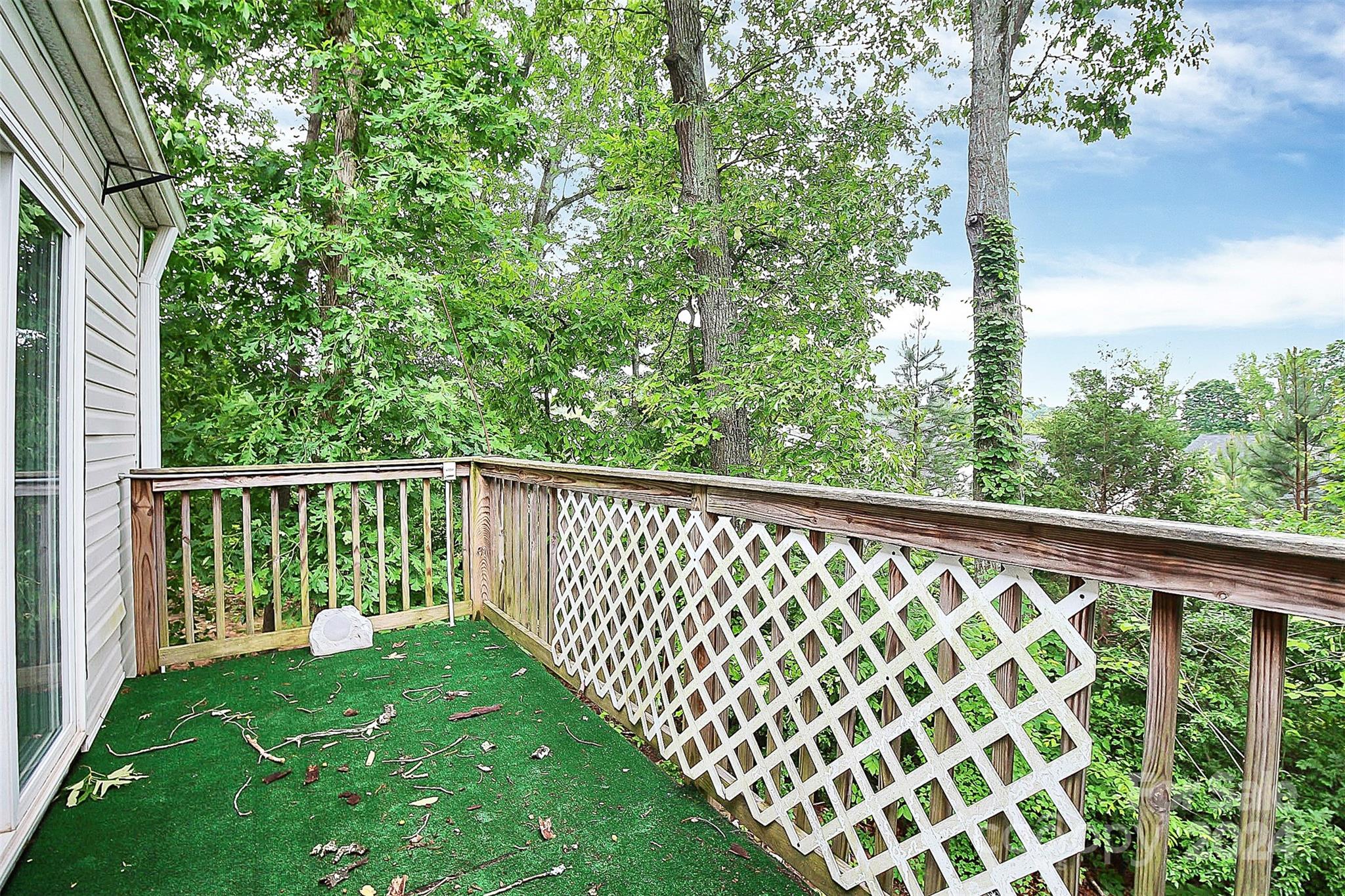 Pawtuckett on The Green - Residential