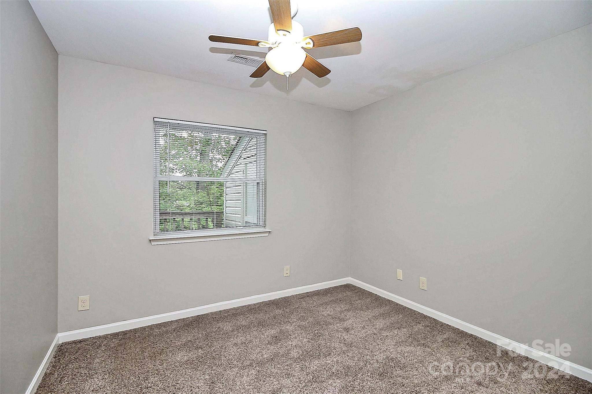 Pawtuckett on The Green - Residential