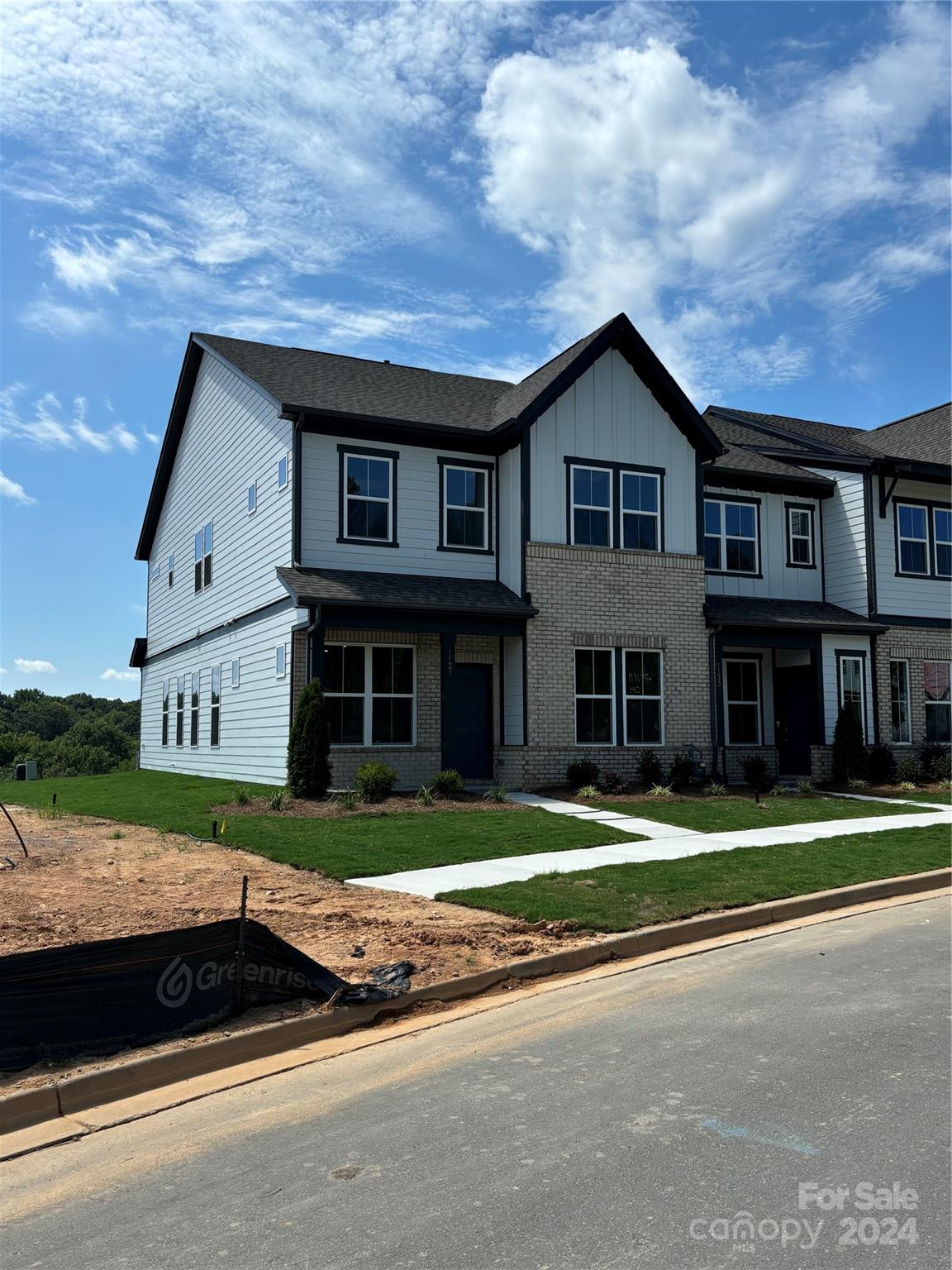 The Ridge at Sugar Creek - Residential