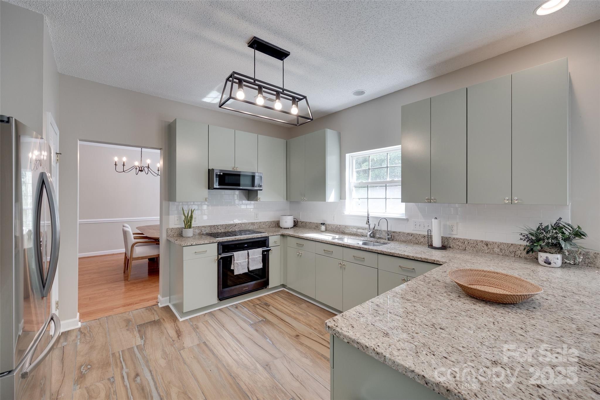 12719 Vantage Point Lane