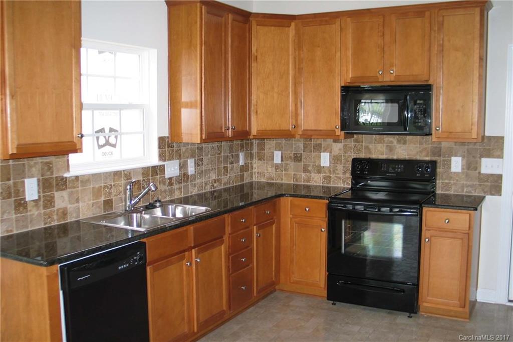 Pine Forest - Residential Lease